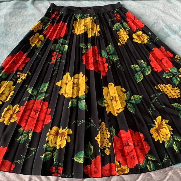 Pretty flower print design midi skirt size 12 UK / 40 EU - Picture 5 of 8